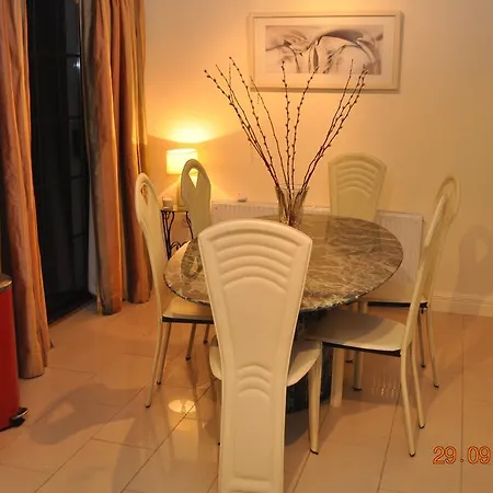 Dom wakacyjny Woodside Self Catering Lough Rynn *