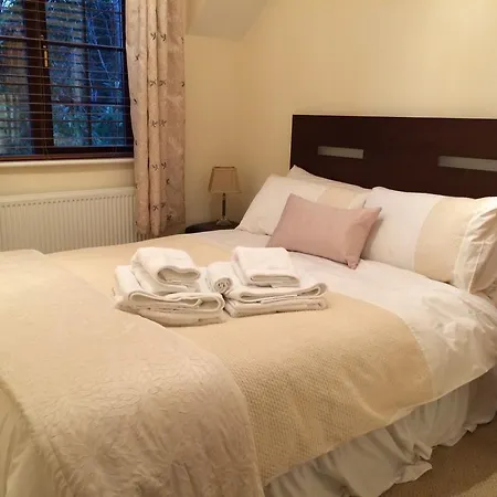 Woodside Self Catering Lough Rynn Mohill